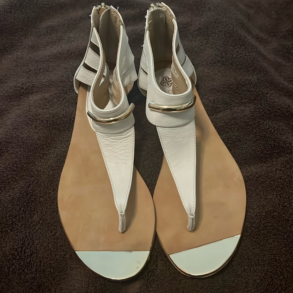 Isola gently worn white sandal size 8